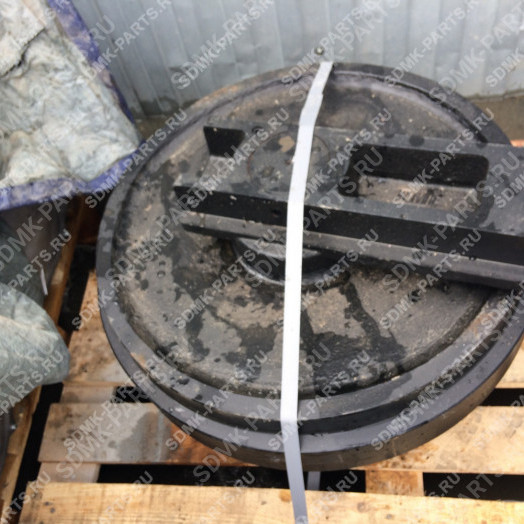Колесо направляющее 14510975 VOLVO EC460 14533152 2