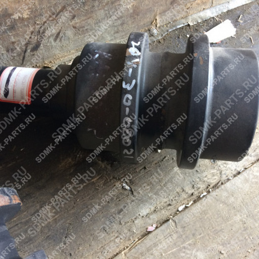 Каток поддерживающий KOMATSU PC220-8 20Y-30-00021