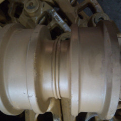 Каток опорный двубортный CAT D6R 288-0935 288-0935 Каток опорный двубортный CAT D6R 288-0935 288-0935