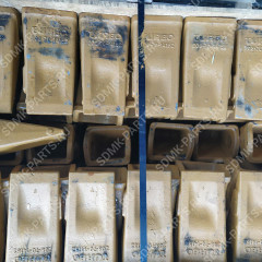 Коронка ковша KOMATSU PC400-6 208-70-14152 1